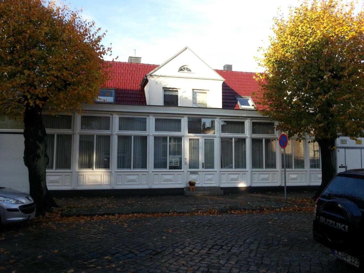 Ferienwohnungen Mit Stil Rostock Bagian luar foto